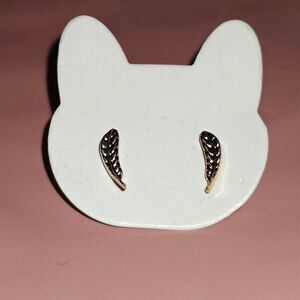 Dainty Gold Feather Stud Earrings